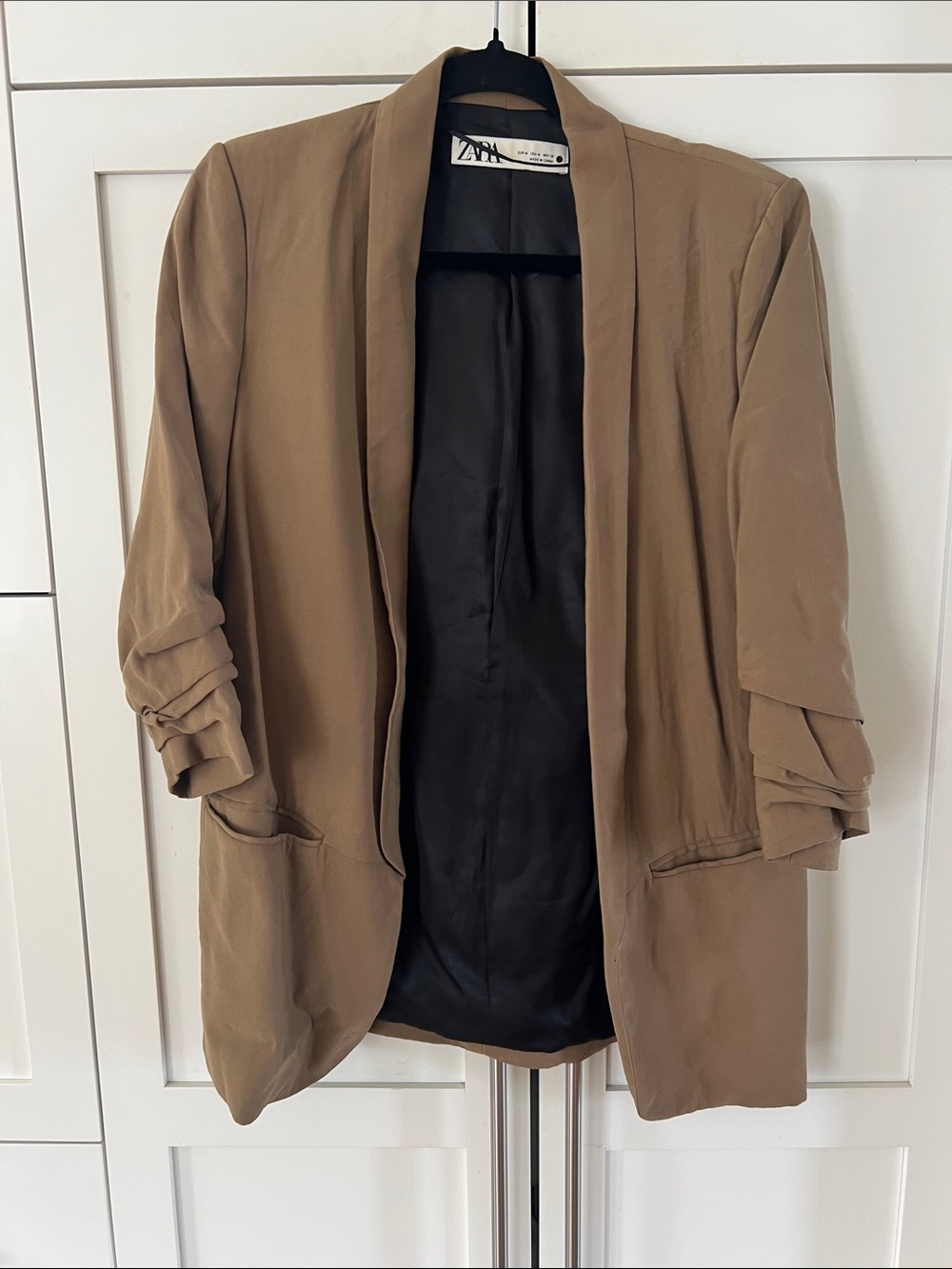 Zara Khaki Open-Front Blazer with Ruched 3/4 Sleeves
